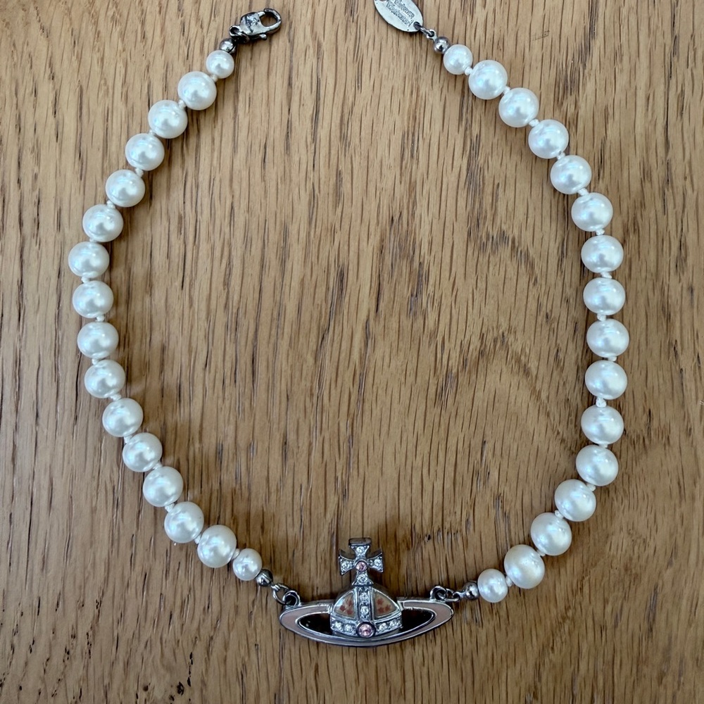 Vivienne Westwood Pearl Choker